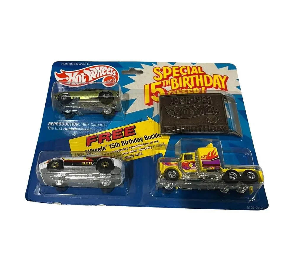 1983 Hot Wheels 15th Birthday 3-Car Set Camaro P-928 Long Shot Buckle NEW